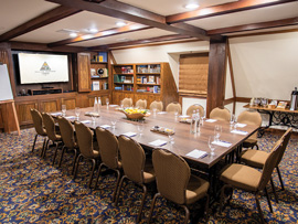 Alumni Room — Conference Table Setup