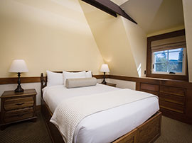 Deluxe Chalet Bedroom